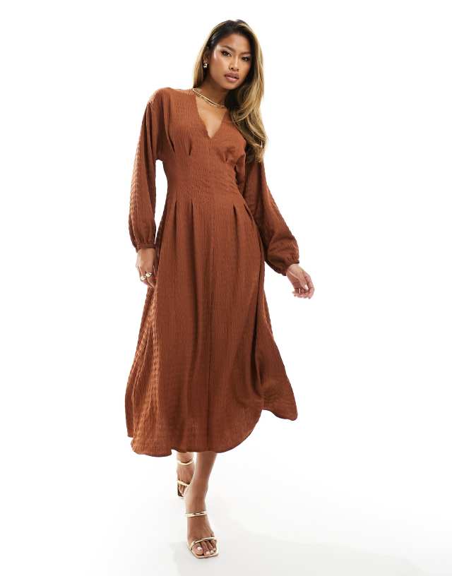 ASOS DESIGN - textured balloon sleeve midi dress in rust