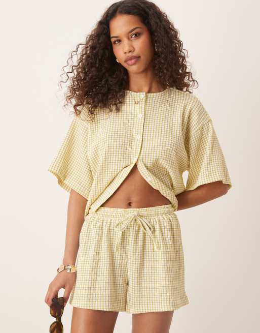 ASOS DESIGN textured check boxer short co ord in green, 2 of 5