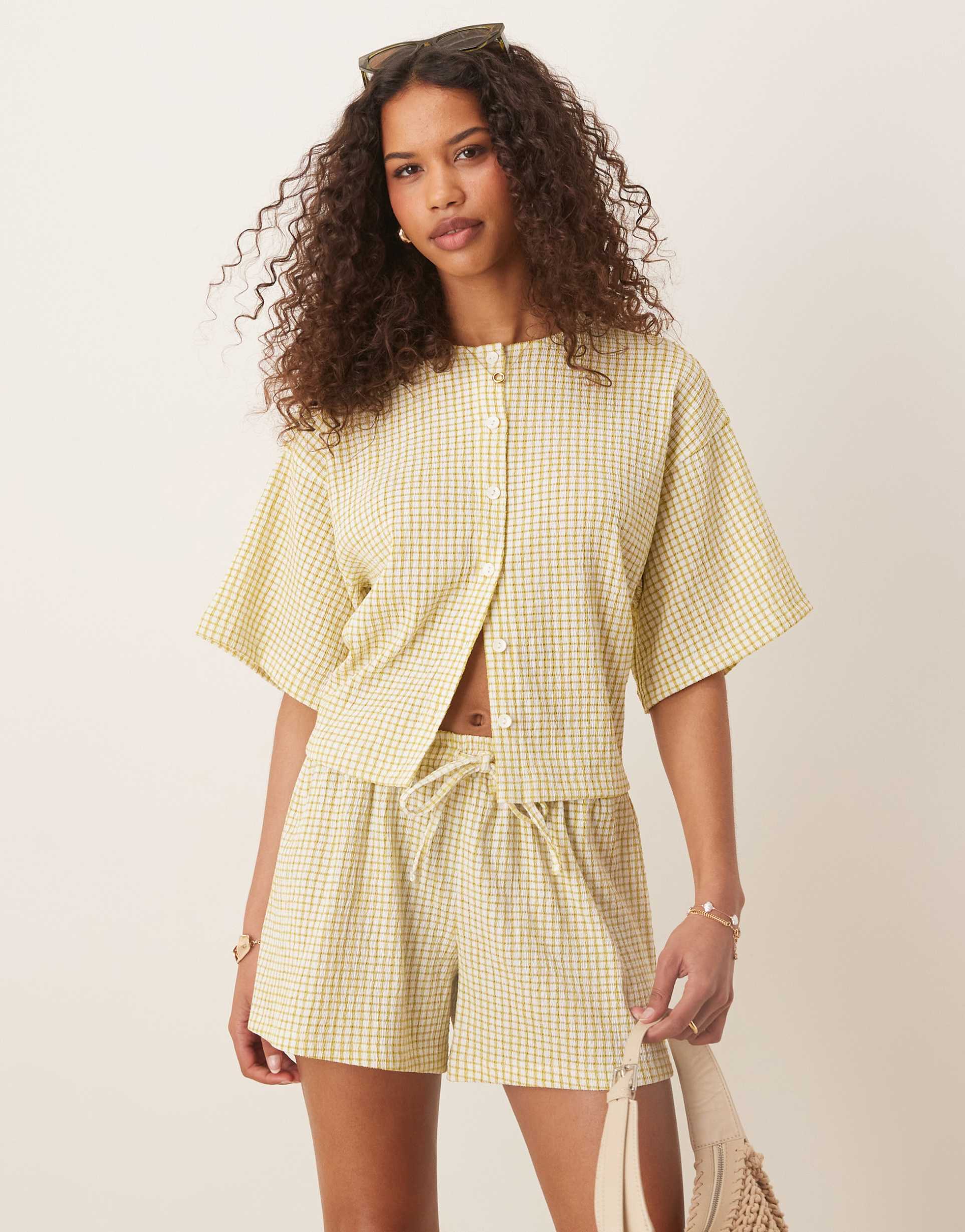 asos design textured check boxy shirt in green - part of a set