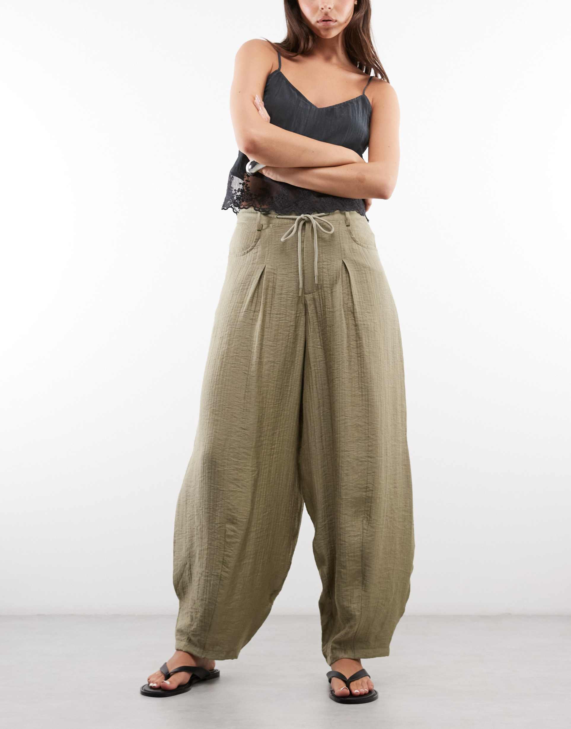 asos design textured drawstring waist balloon pants in green