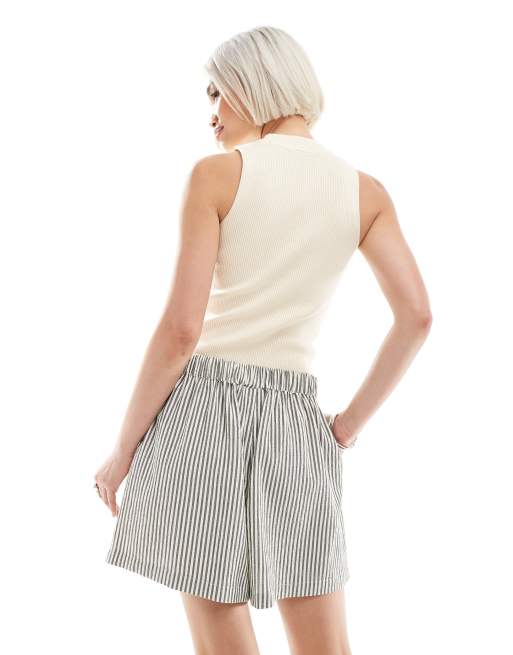ASOS DESIGN textured flippy shorts in brown and white stripe