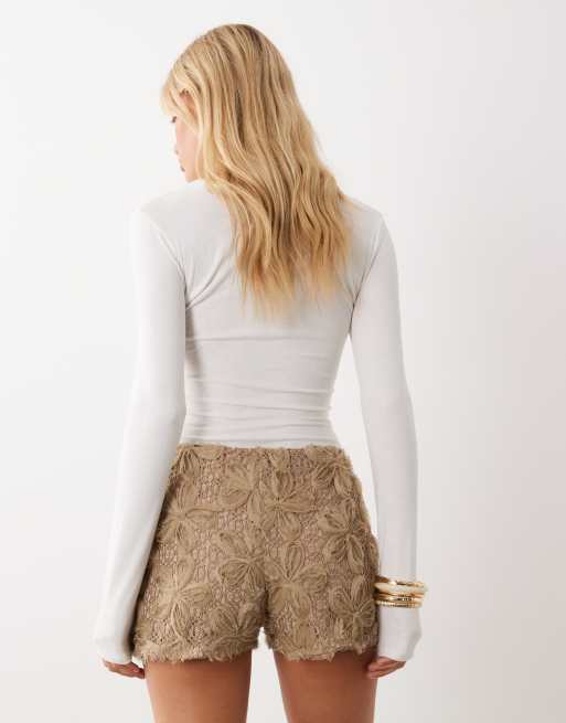 ASOS DESIGN textured floral mini shorts in natural, 3 of 5