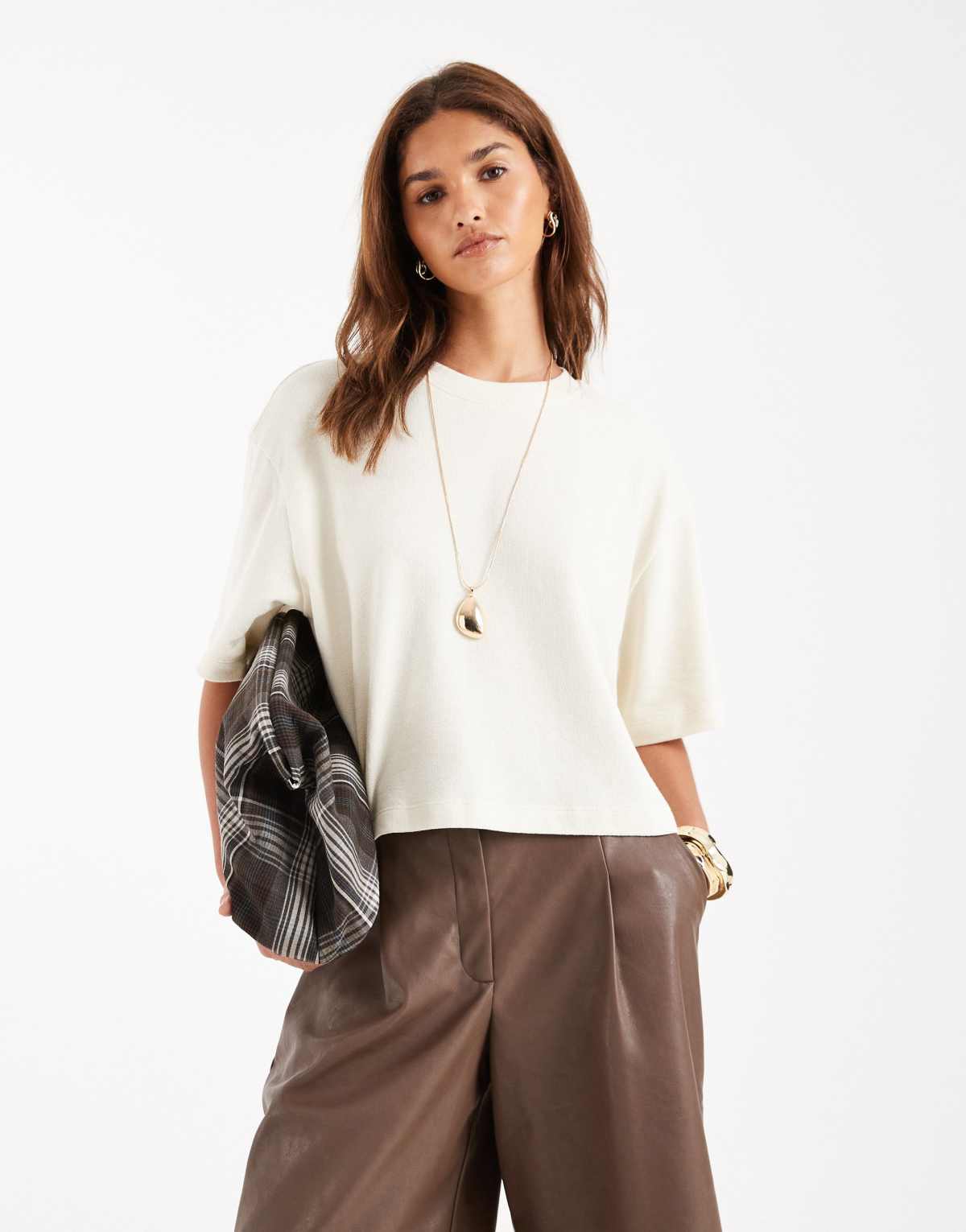 DESIGN textured jersey boxy crop T-shirt in cream