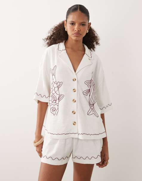 ASOS DESIGN textured jersey revere shirt co-ord with fish embroidery in cream - view 1