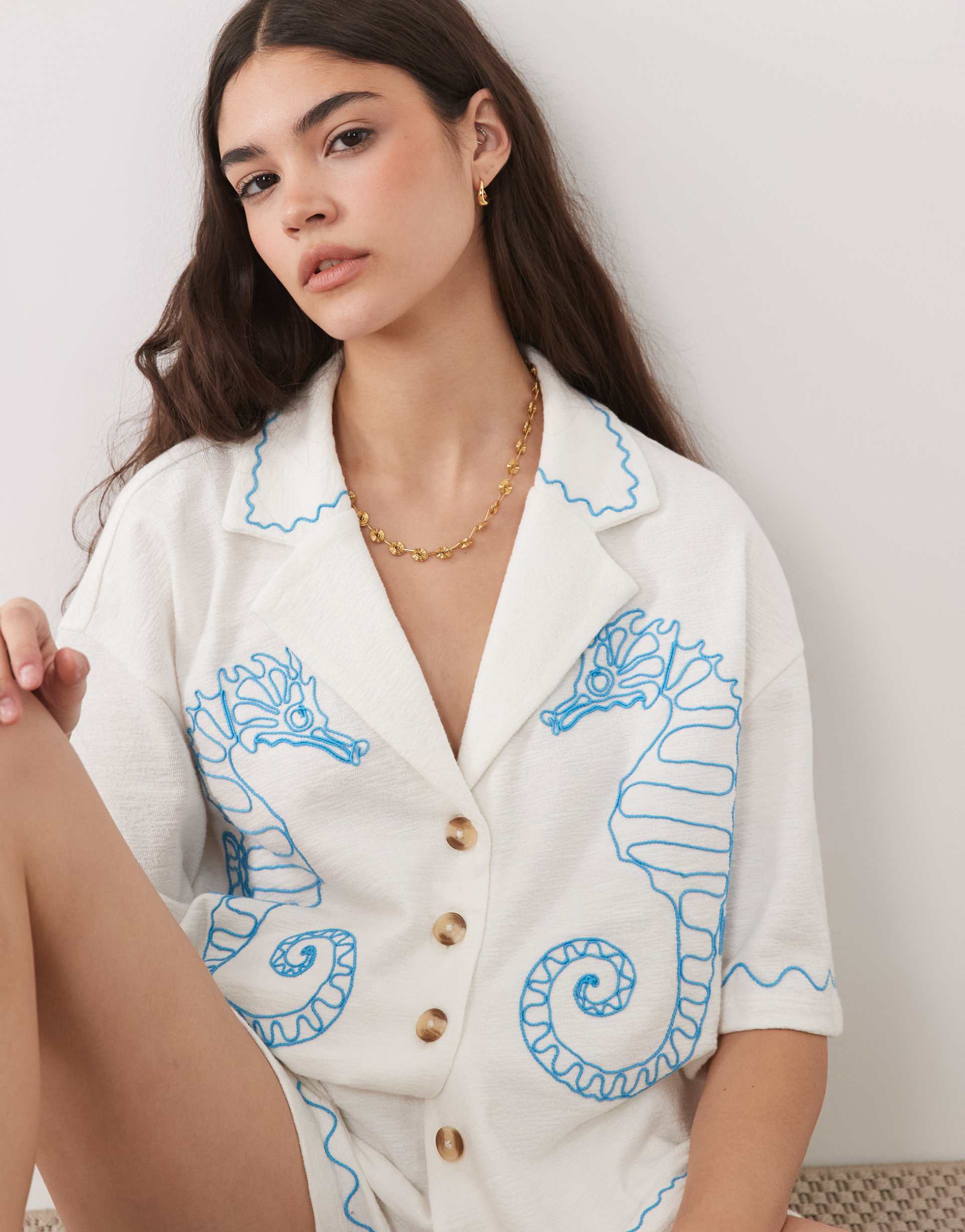 asos design textured jersey revere shirt with seahorse embroidery in cream - part of a set