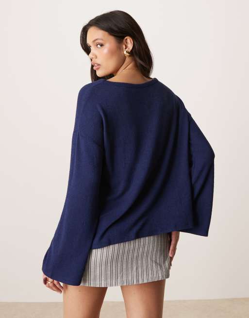 ASOS DESIGN textured knit hanky hem long sleeve tee in navy, 2 of 4