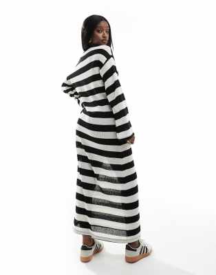 ASOS DESIGN textured long sleeve maxi dress in black and white stripe | ASOS