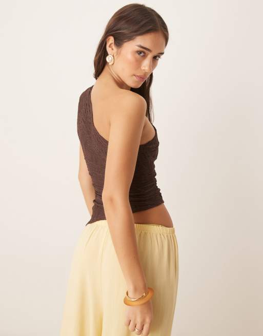ASOS DESIGN textured one shoulder top with asymmetric hem and ruching detail in chocolate, 4 of 4