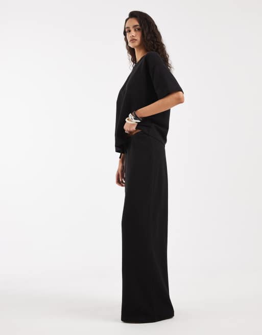 ASOS DESIGN textured oversized t-shirt co-ord in black, 3 of 4