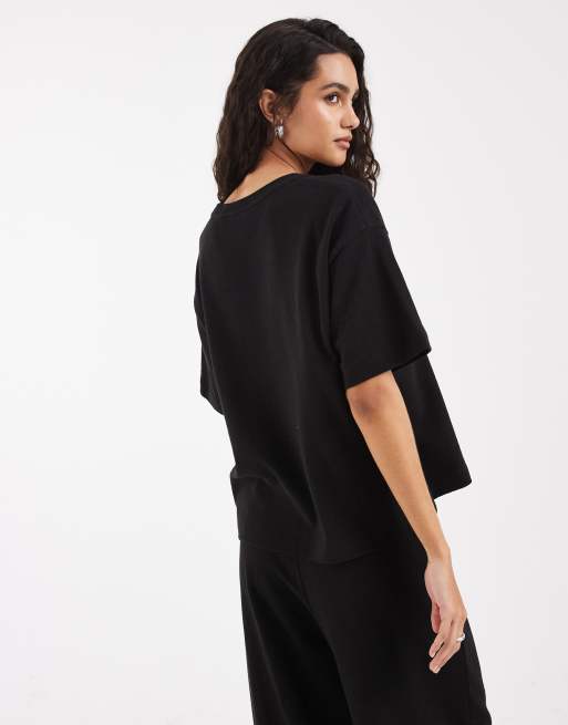 ASOS DESIGN textured oversized t-shirt co-ord in black, 4 of 4