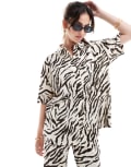 [ASOS DESIGN] ASOS DESIGN textured resort shirt in linen look in zebra print (part of a set)-Multi S Zebra print