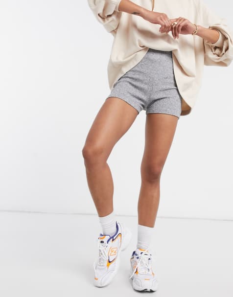 Page 7 - Women's Shorts | Hot Pants, Linen Shorts & Mom Shorts | ASOS