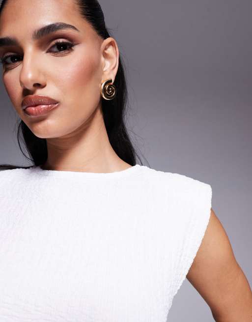 ASOS DESIGN textured ruched sides tank with shoulder pads in ivory, 4 of 4