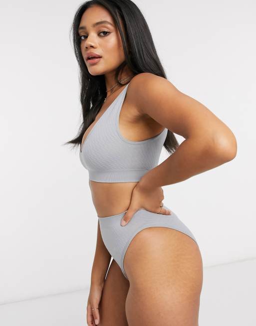 https://images.asos-media.com/products/asos-design-textured-seamfree-high-leg-underwear/14678425-4?$n_640w$&wid=513&fit=constrain