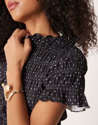 Asos Design Textured Shirred Spot Print Tee In Black