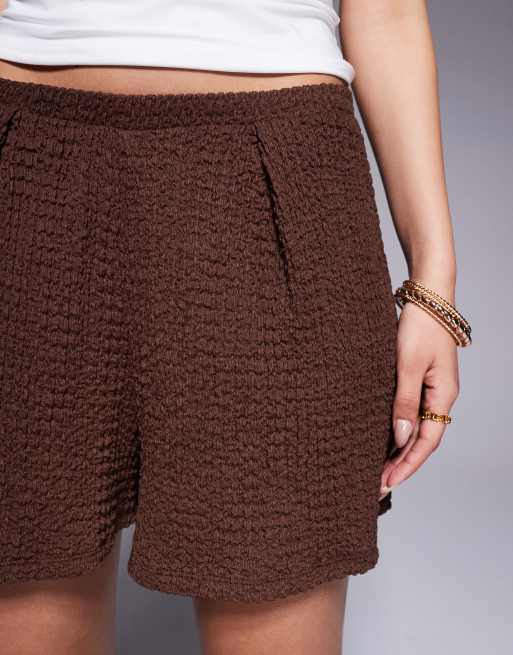 ASOS DESIGN textured shorts in chocolate, 3 of 5
