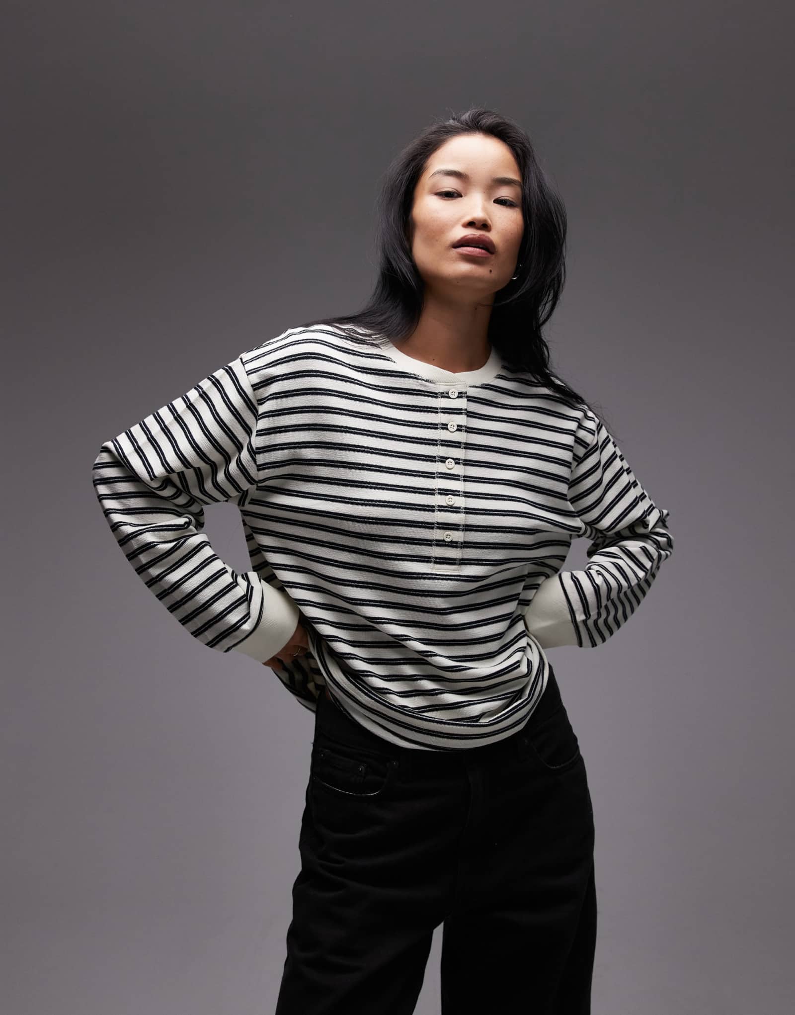 ДИЗАЙН ASOS текстурированная полоска Henley в полоску в кремовую полоску