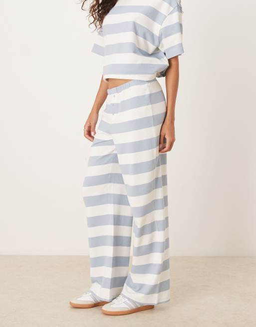ASOS DESIGN textured stripe wide leg trouser in blue & cream stripe, 5 of 5