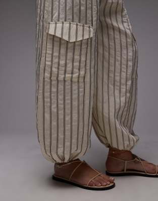 ASOS DESIGN textured utility pocket balloon pants in