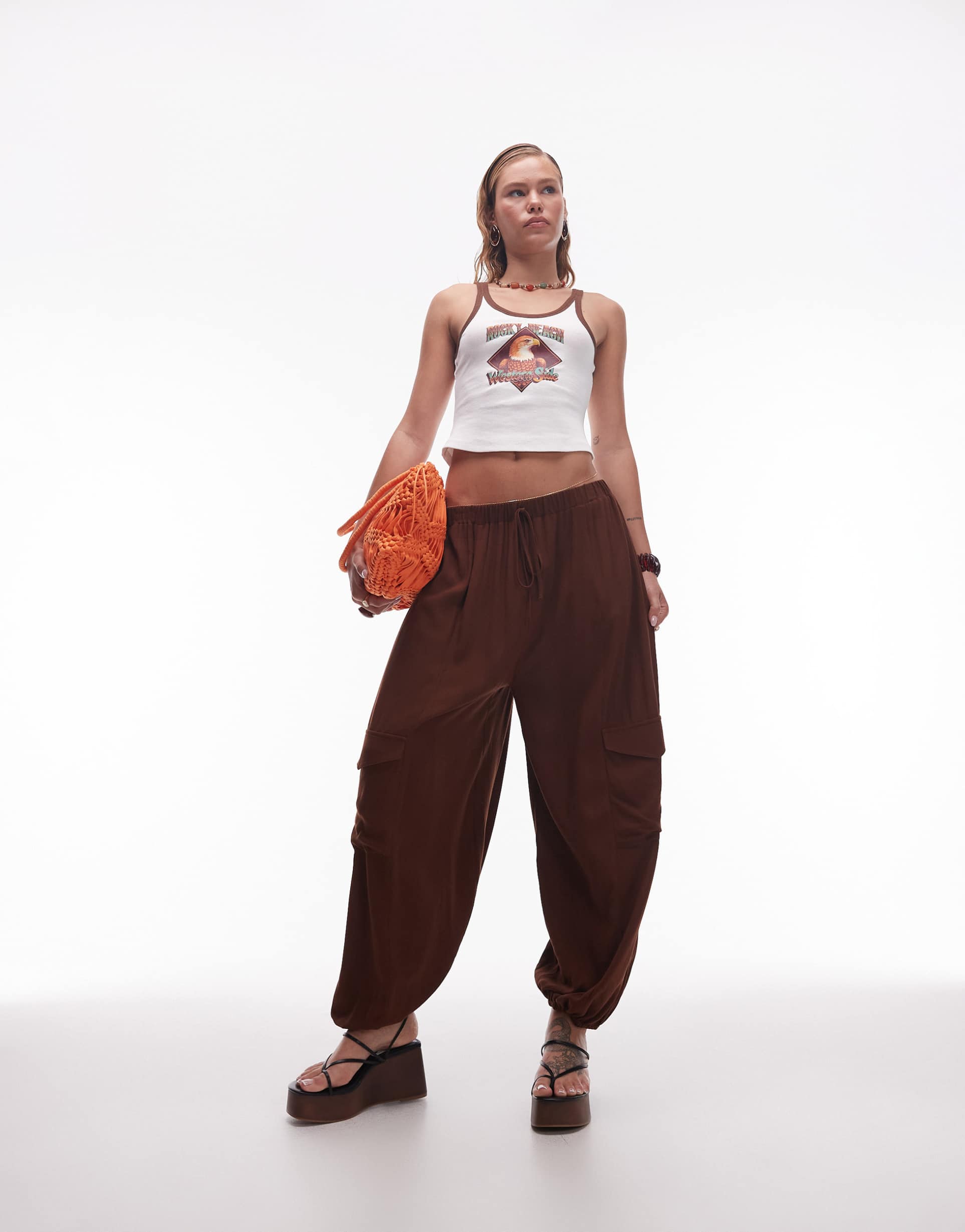 asos design textured utility pocket balloon pants in chocolate