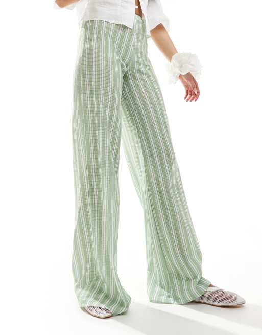 ASOS DESIGN textured wide leg pull on trousers in green stripe, 3 of 5