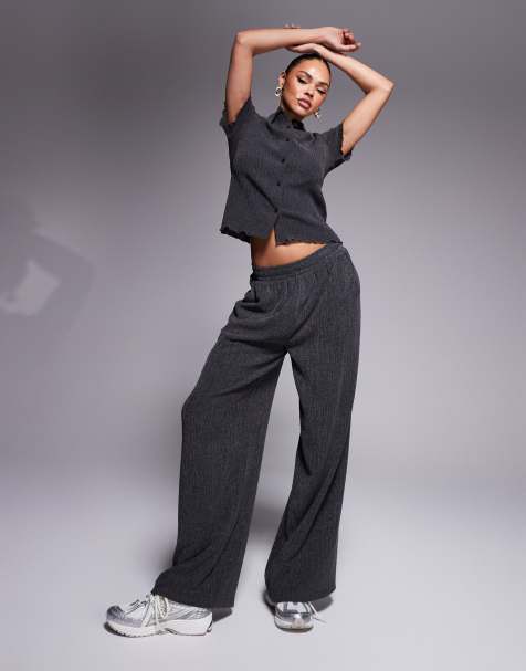 ASOS DESIGN textured wide leg trouser in Charcoal