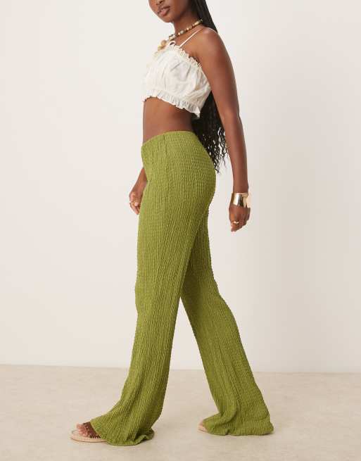 ASOS DESIGN – Texturierte Schlaghose in Grün, 2 von 5