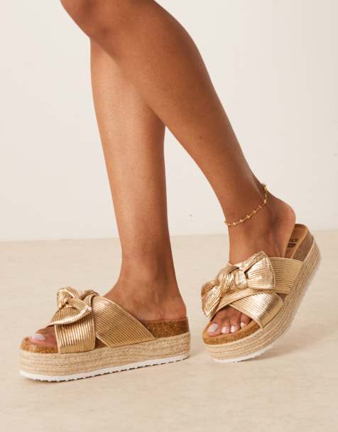 ASOS DESIGN - Thankful - Sandali oro con suola flatform e fiocco - view 1
