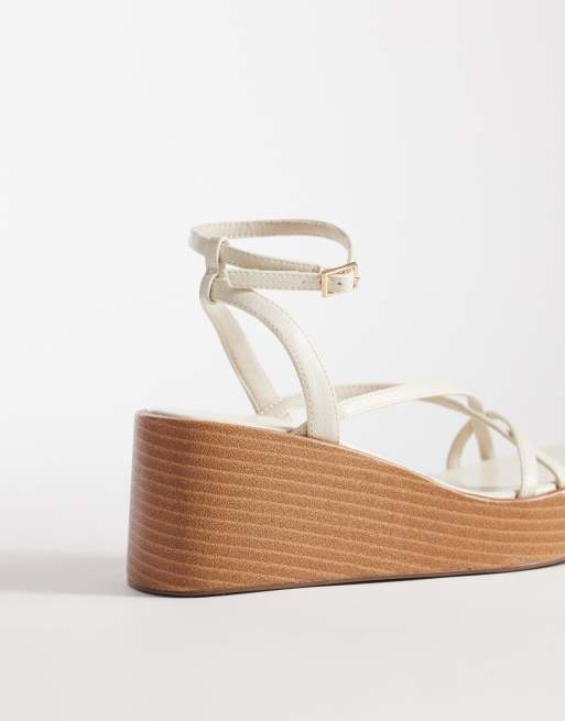 ASOS DESIGN - Thelma - Minimalistische sleehakken met bandjes in wit, 3 van 4