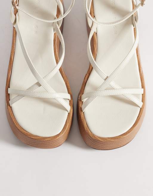 ASOS DESIGN - Thelma - Minimalistische sleehakken met bandjes in wit, 4 van 4