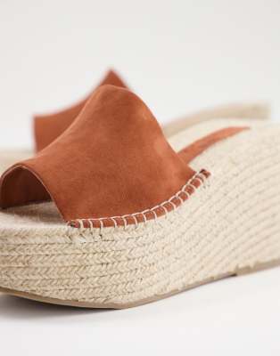 tan wedge mules