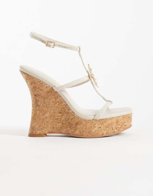 ASOS DESIGN – Tia – Beige, extra smala kilklackar med solar, 2 av 4