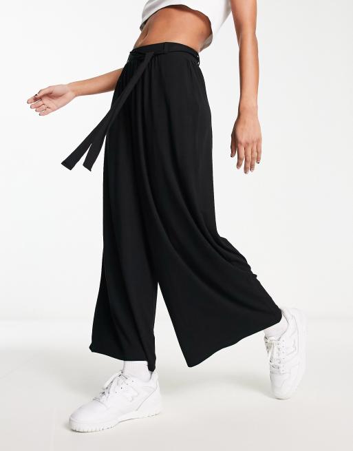 ASOS DESIGN tie belt wide leg pant culottes in black | ASOS