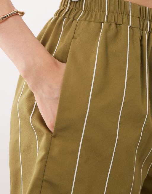 ASOS DESIGN tie detailing shorts in olive stripes - part of a set , 4 of 5
