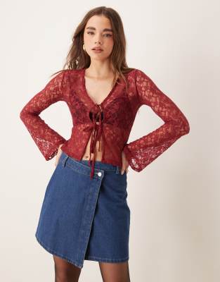 tie front lace blouse in burgundy-Red