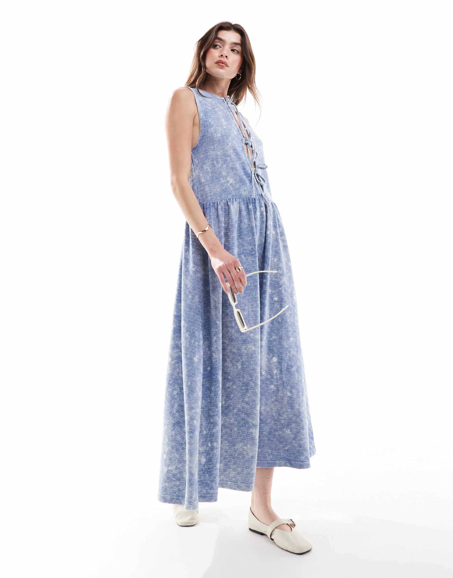 asos design tie front printed midi dress in blue acid wash