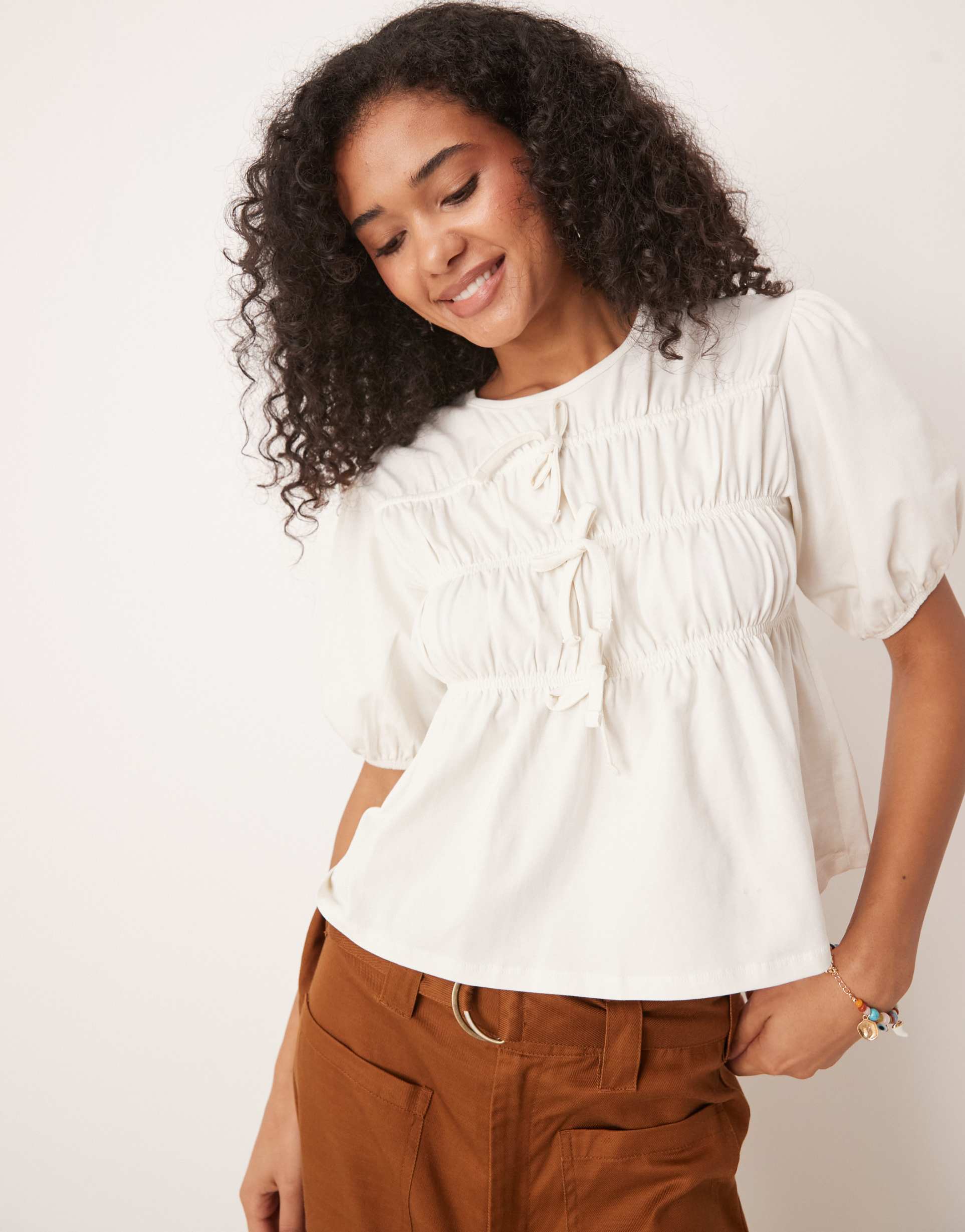 asos design tie front ruched t-shirt in cream