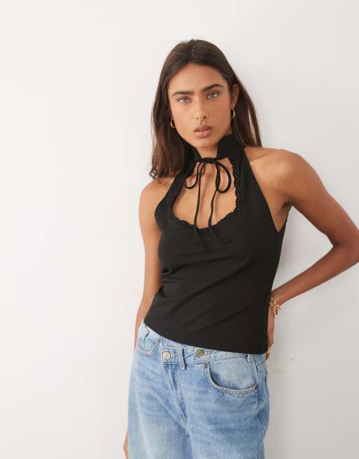 ASOS DESIGN tie neck detail crepe sleeveless top in black, 3 of 4