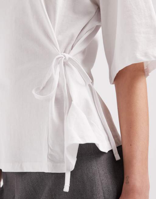 ASOS DESIGN tie waisted detail short sleeve top in white, 4 of 4