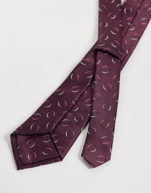 ASOS DESIGN tie with graphic print in burgundy, 3 of 3