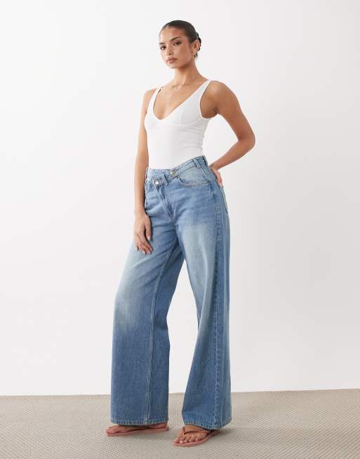 ASOS DESIGN – Tief ausgeschnittener, gerippter Body in Weiß, 3 von 4