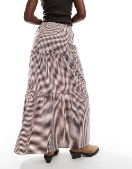 ASOS DESIGN tiered maxi skirt in brown gingham, 2 of 5