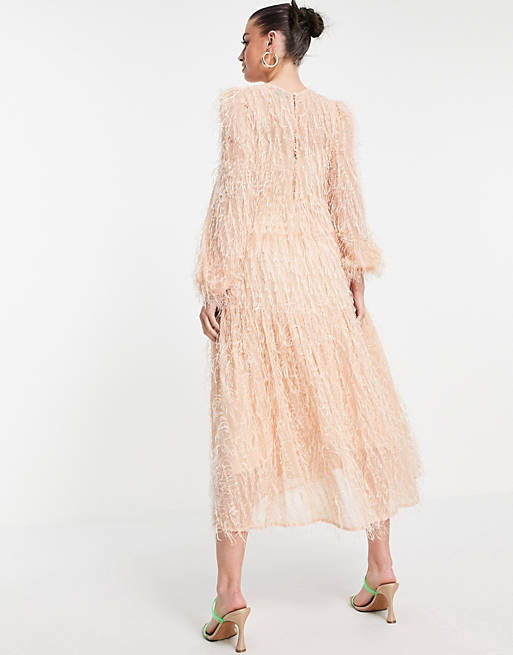  tiered midi dress in fluffy texture in pink 