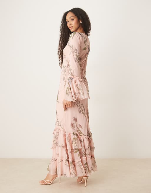 halterneck maxi dress Long Sleeve Floral Chiffon with Slit boo moment for your favorite sandals. Ever-Pretty Chiffon Long Sleeve Empire