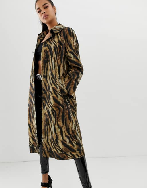 ASOS DESIGN – Tigermönstrad trenchcoat