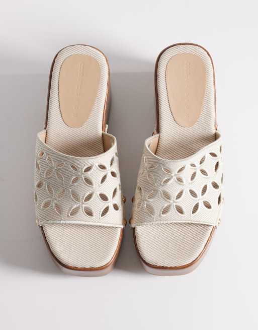 ASOS DESIGN – Tilly – Leinen-Sandalen in Beige mit Keilabsatz und Cut-out-Design, 2 von 4