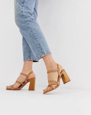 timber sandals