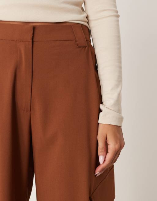 ASOS DESIGN - Tobaksbrune skræddersyede utility-bukser med tøndeformede ben, 3 af 5