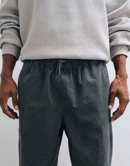 ASOS DESIGN - Toelopende broek van ripstop met elastische taille met trekkoord in antracietgrijs, 4 van 5