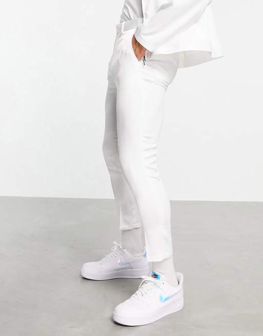 ASOS DESIGN - Toelopende nette cropped broek in hoogglanzend wit, deel van co-ord set